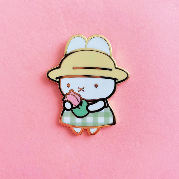 ★Preorder★ Bunny Pink Flower Enamel Pin SHIPS OCTOBER