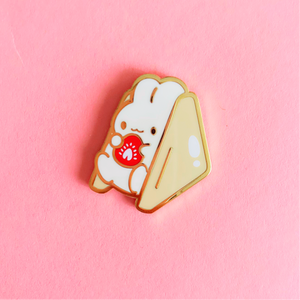 Bunbini Strawb Sando Enamel Pin